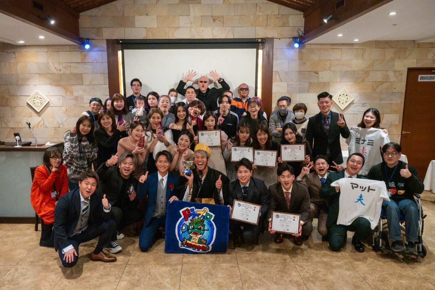 ドラプロ所属ライバー集合写真 表彰式